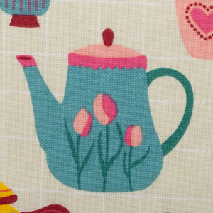 Dekostoff mit Kannen und Tassen bunt