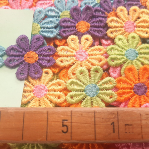 Blumenborte bunt 24 mm