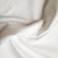 Diagonal lines weiss