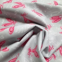 Wunderschöner Patchworkstoff mit Ballerinaschuhen hellgrau pink