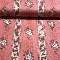Farbenprächtiger Patchworkstoff mit Blumen und Bordüre