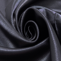 Satin schwarz