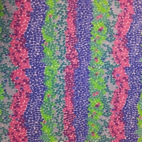 Kaffe Fassett getupftes Muster mit grün, violett und blau